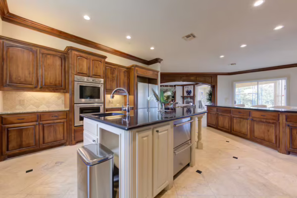 Main kitchen